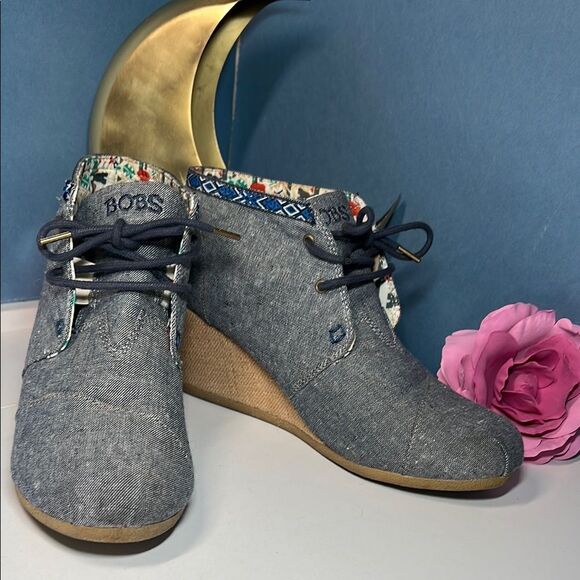 Cute Lace Up Denim Wedge Heel Chucka Booties from Bob's by Sketchers Womens 10 - Picture 1 of 10